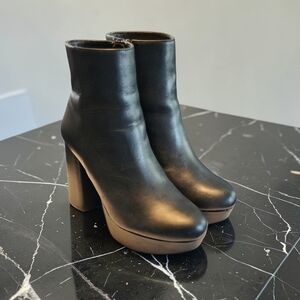 Women Vintage Leather Black Platform Ankle Boots By Steve Madden Size 8M